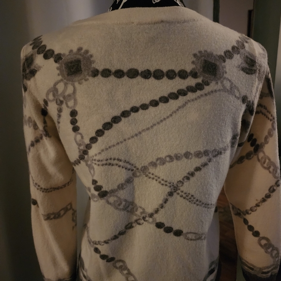 Merino Wool Sweater - Picture 9 of 9